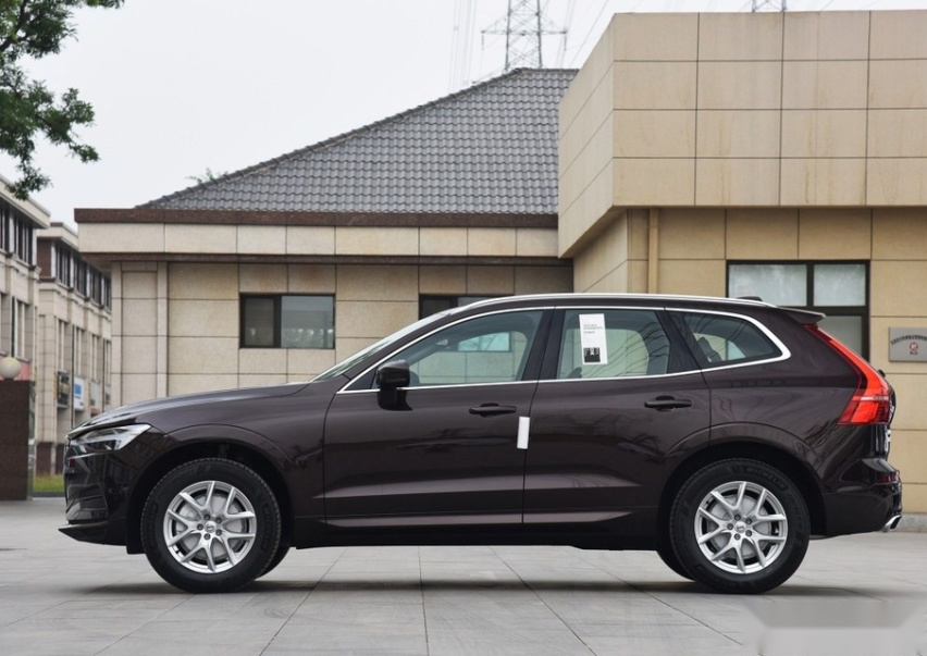 32万预算，凯迪拉克XT5与沃尔沃XC60，你会怎么选？