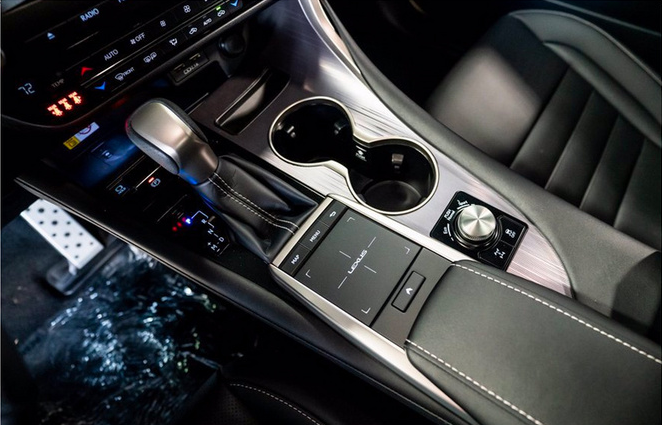 雷克萨斯RX350 F Sport实拍图曝光 搭载3.5升V6发动机