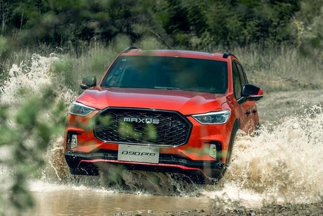 尺寸胜过普拉多的硬派SUV，17.98万起售，配2.0T+8AT还有柴油可选