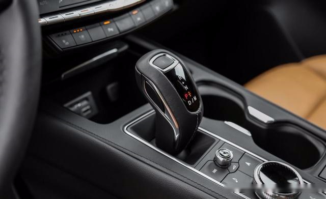 推荐5款30万就能入手的豪华品牌SUV，开回家不丢面！