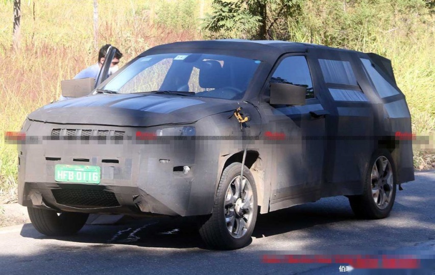 jeep-compass-seven-seater-grand-compass-spy-shot-c3ff.jpg