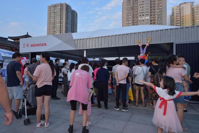 东风本田携CR-V、UR-V守护五星安全，助阵安行中国西安站