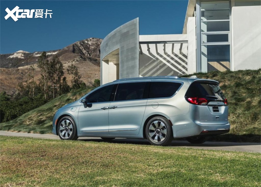 行驶中存失去动力隐患,克莱斯勒召回部分大捷龙phev汽车