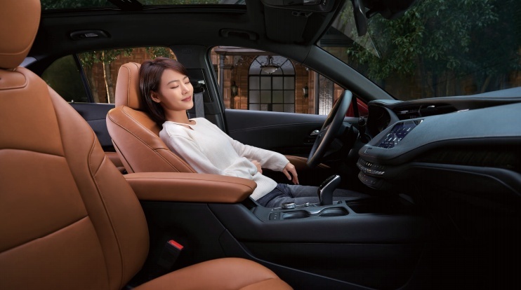 “宝藏”车型凯迪拉克XT4，0首付、0利率，保值率是重点！