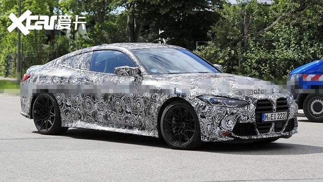 2021款宝马M4双门轿跑谍照曝光 “超大”巨型格栅抢眼