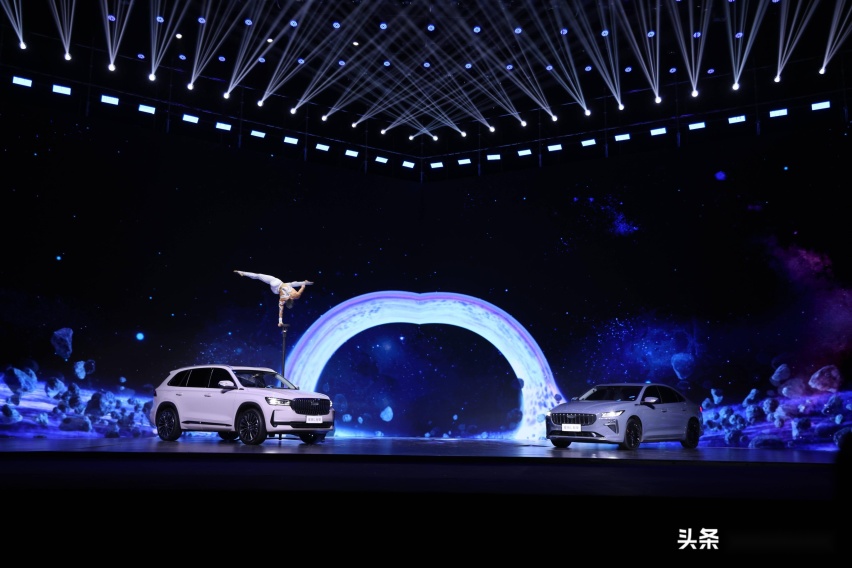 油混新标杆! 让燃油车跃升一代,中国星智能双擎12.67万元起