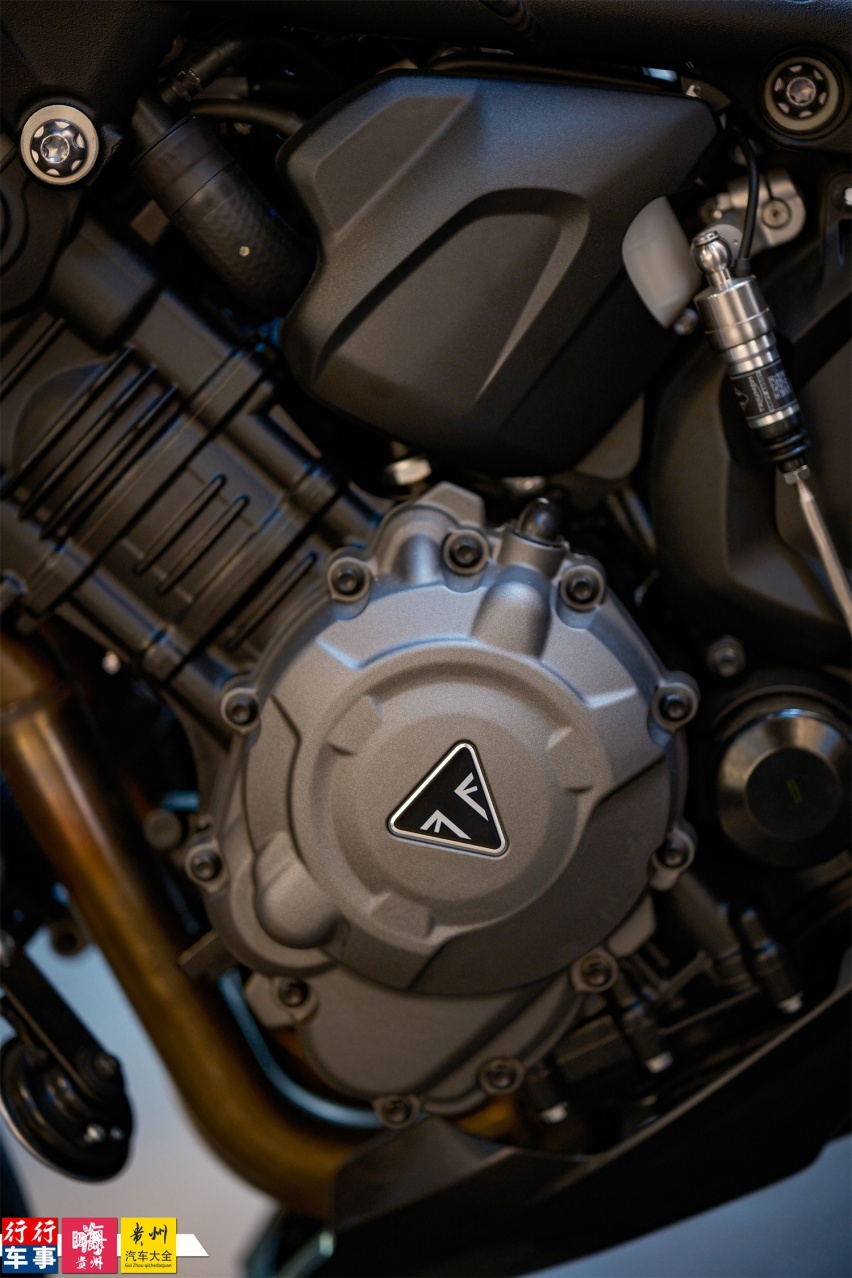 摩托车界的大佬|Triumph凯旋-Speed Triple 1200