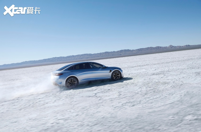 月销20万的比亚迪还不满足，海豹冠军版上市，Model 3慌不慌？