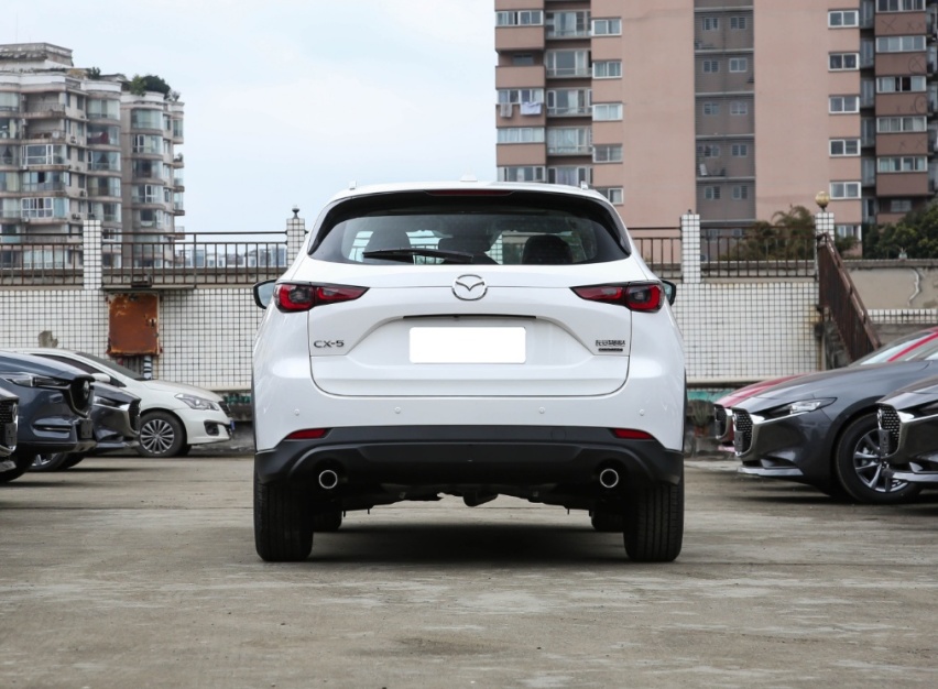 马自达下本了，这台SUV车长近4米6，2.0L+6AT，不到15万