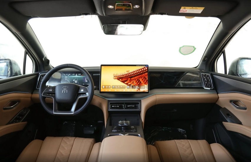 13.58万起，买中型插混SUV，亏电百公里油耗3.9L