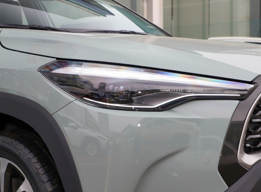 丰田为国人打造的亲民SUV，2.0L+CVT，省油耐用，不到13万开走
