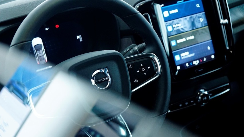 实拍4.7秒破百豪华品牌SUV，预售价仅26.7万起？