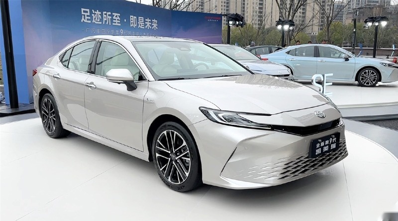 颜值与实力并存，挑战与机遇同在，解析第9代凯美瑞
