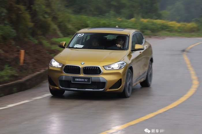 华晨宝马X2首试：宝马X1丢掉的操控，在它身上！