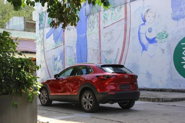 试驾Mazda CX-30，体验“人马一体”的驾控乐趣