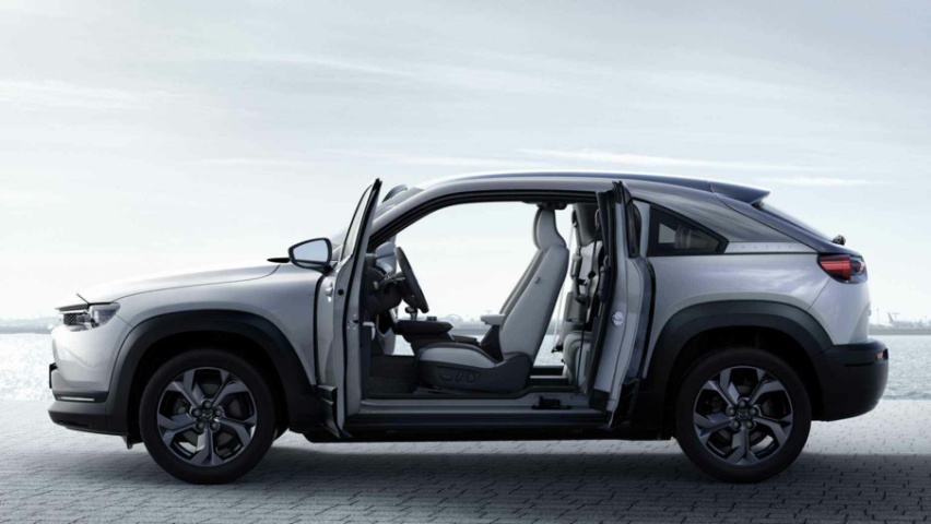 马自达全新SUV，对开车门猛如虎，续航不到“250”？
