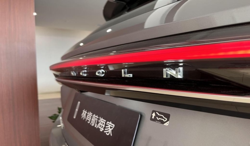 航海家vs 宝马X3：谁才是真正的豪华SUV？