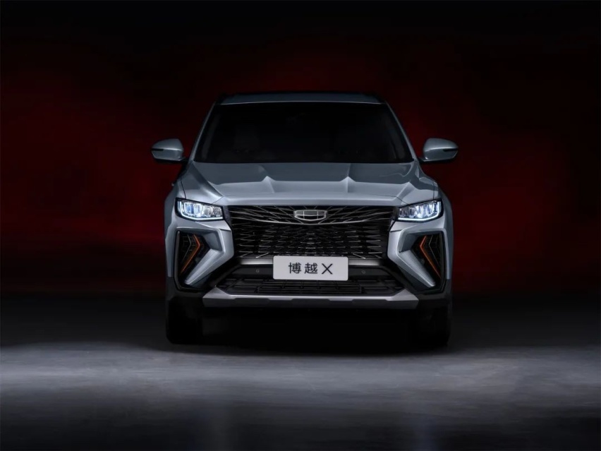 奔腾T77对比博越X，谁才是更适合家用的10万级SUV？