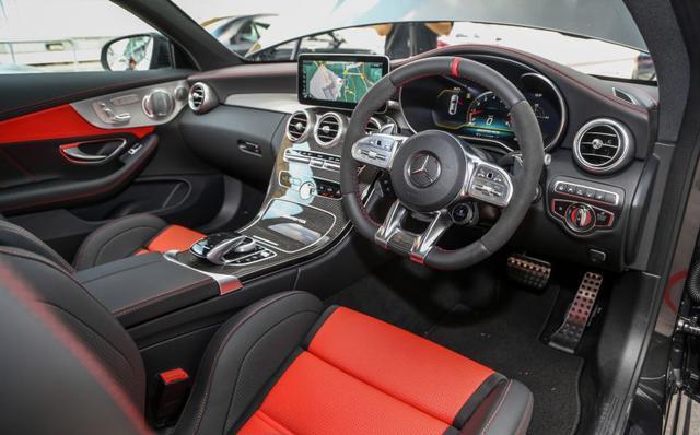 梅赛德斯AMG C63S Coupe海外实车