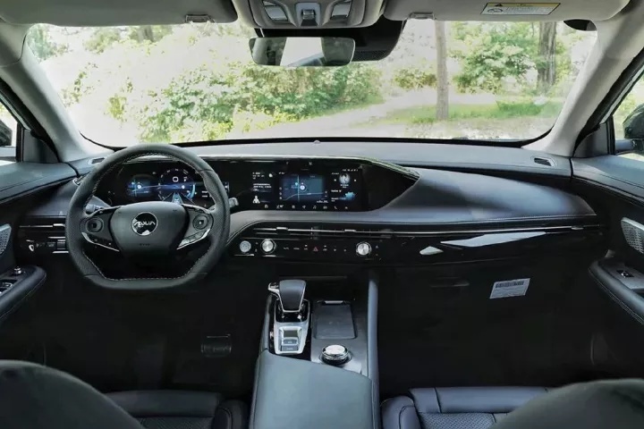 除了丰田RAV4荣放和本田CR-V，这三款混动SUV也不错