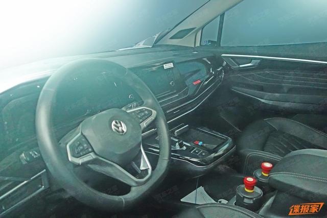 跟途昂定位近似 定位中大型SUV 一汽大众旗舰SUV曝光
