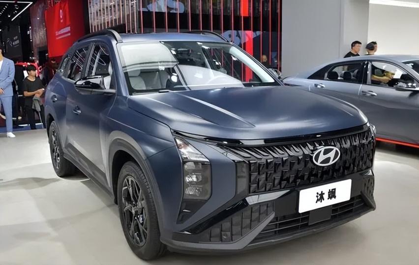 现代大战比亚迪，要油比电强！ix35沐飒降2.2万，燃油SUV大降