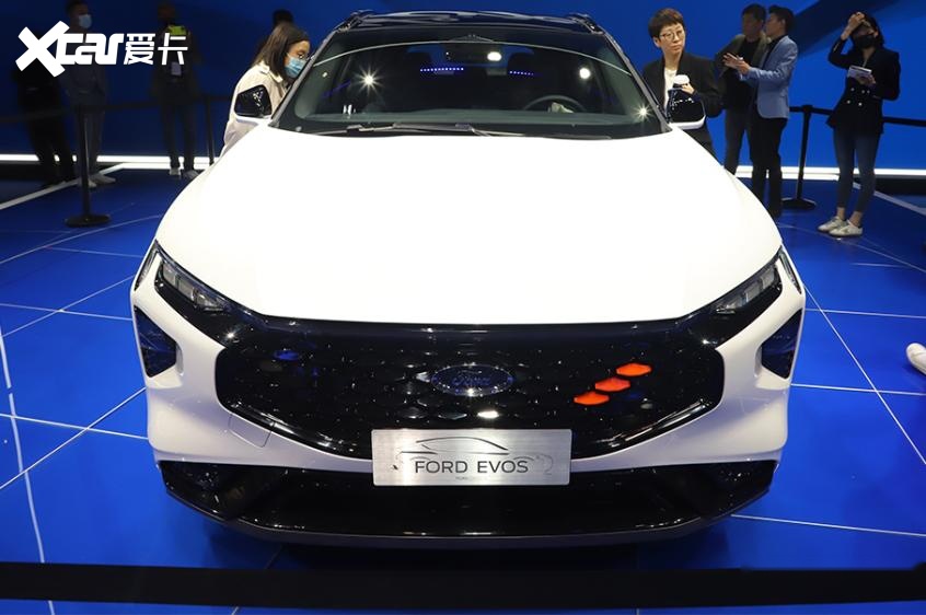 福特蒙迪欧evos正式亮相 全新设计元素
