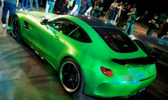 最速后驱车！梅赛德斯-AMG GT R终于夺笼而出！
