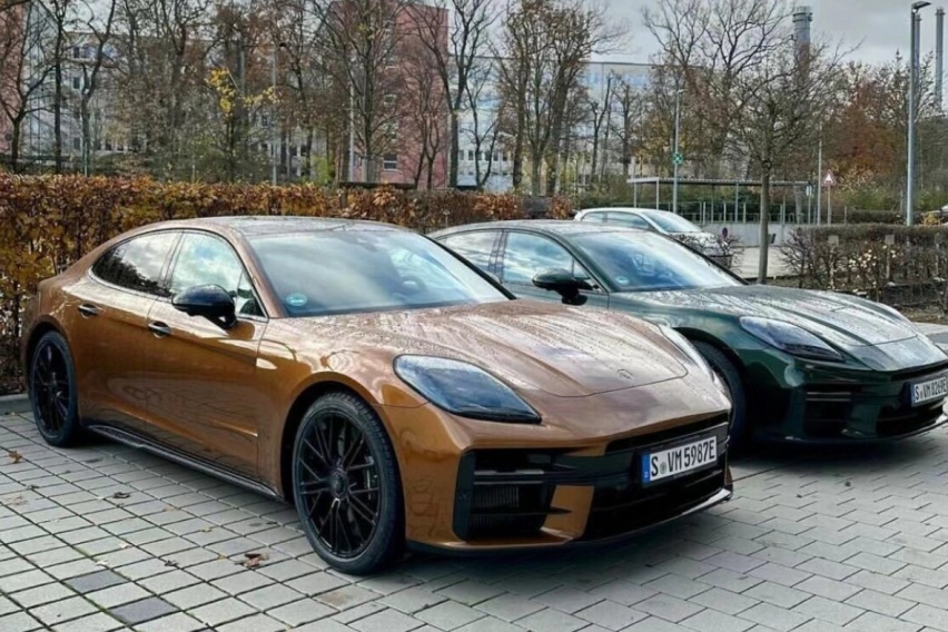 新款保时捷帕拉梅拉现身街头，长超5米2，配2.9T V6+双腔空悬