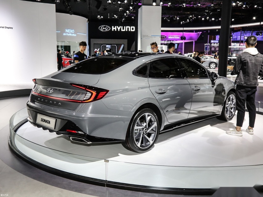 现代索纳塔和标致508L换新，卖点是什么？谁能回归主赛道？