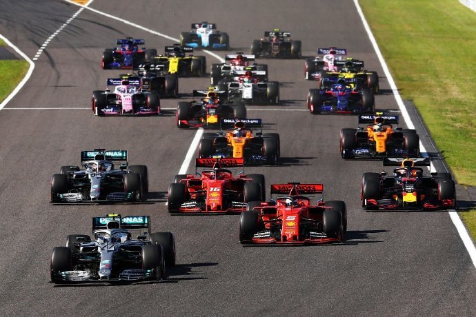 F1日本站梅奔提前锁定年度冠军，追平法拉利连续夺冠纪录