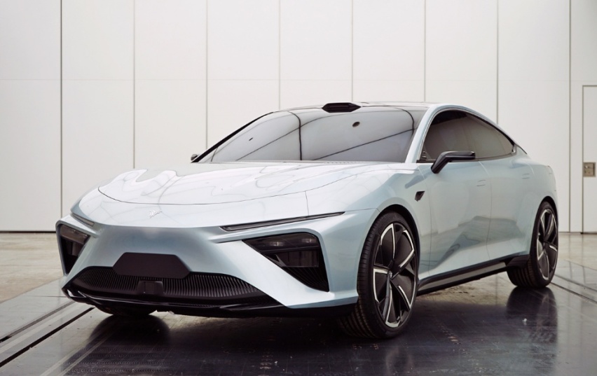 零跑C01、哪吒S、威马M7，谁最有机会分走“蔚小理”的蛋糕？