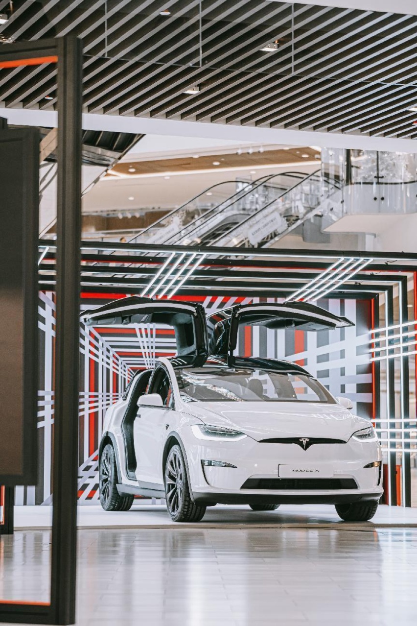来都来了，张俊凌静态体验特斯拉Model X Plaid