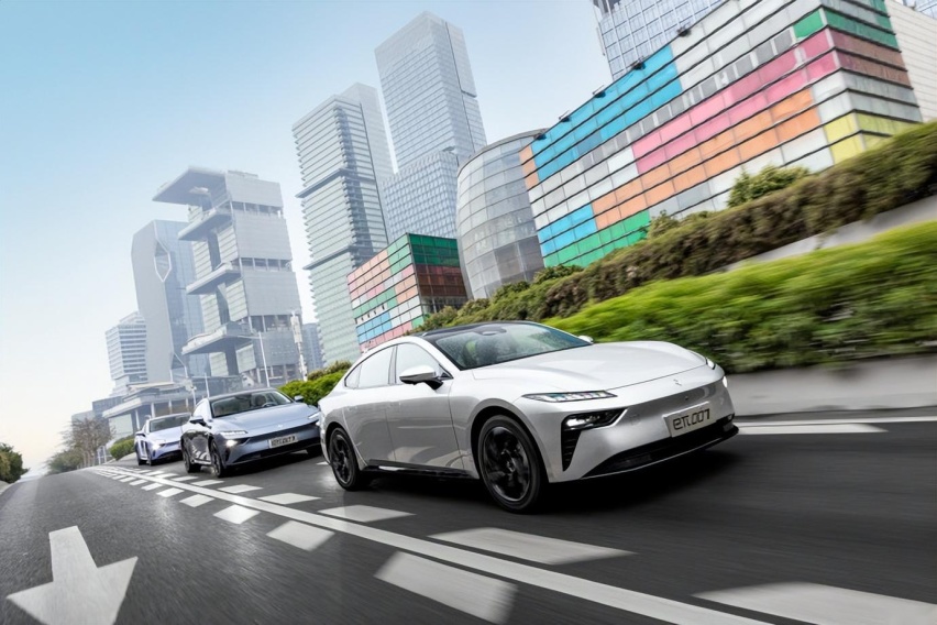 抢理想L8市场？东风奕派eπ008发布，17万起交个朋友？