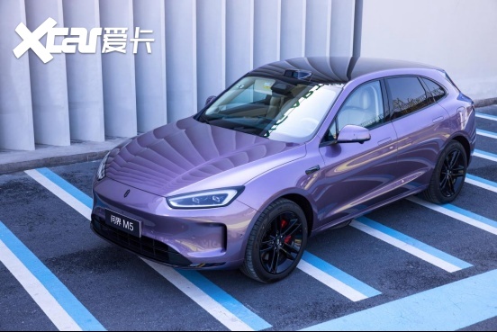 新春启程，美好同行！问界M5以全维硬实力圈粉年轻人