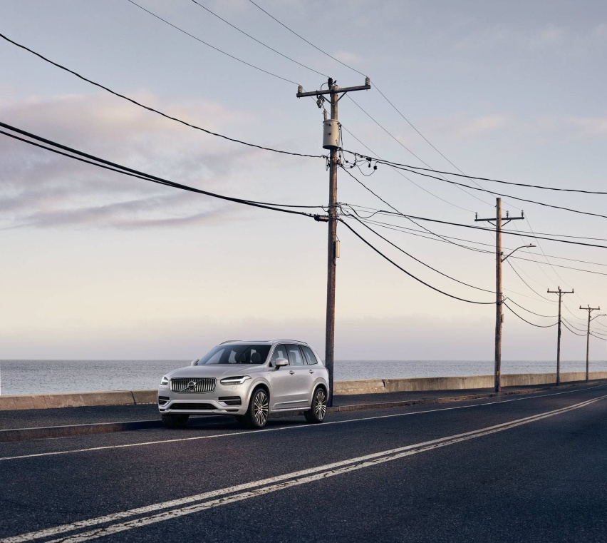 01_沃尔沃XC90升级上市，全系搭载混合动力系统.jpg