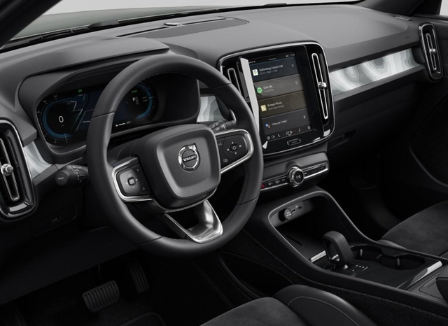 最大续航529km，沃尔沃XC40纯电版到底有多能打