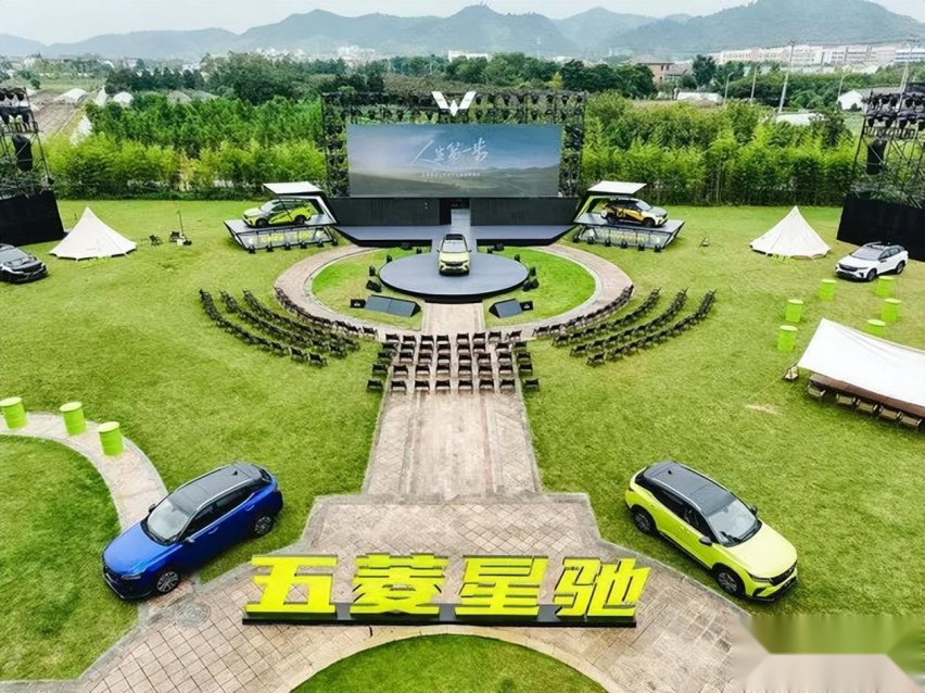 五菱星驰上市售5.68-8.68万元，能否成为年轻人的第一辆SUV？