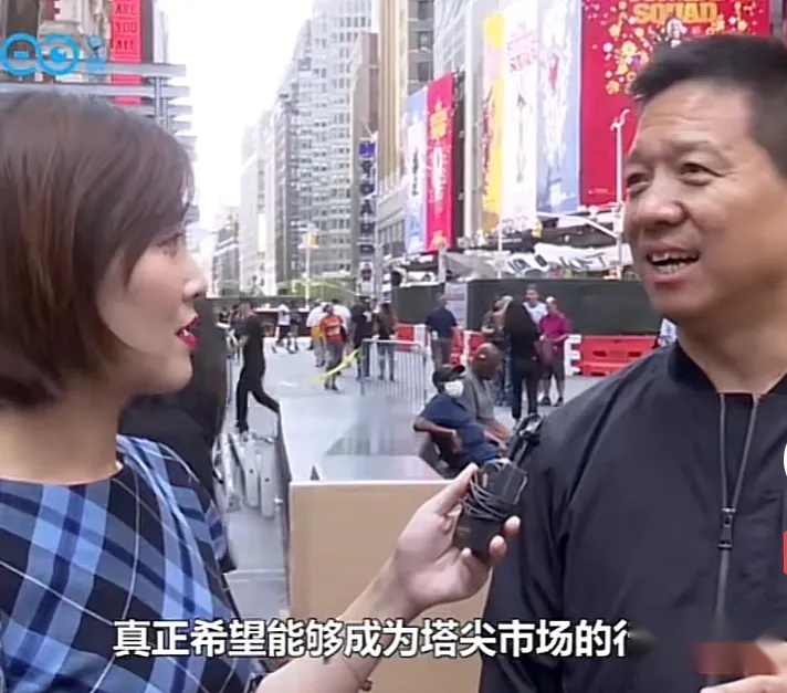 号称颠覆法拉利,FF未量产先上市,抱吉利大腿有望在中国翻身?