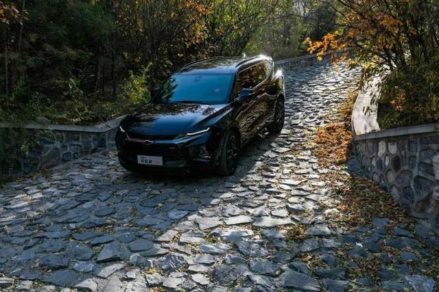 中大型7座SUV，要性能强的，雪佛兰开拓者怎么样？