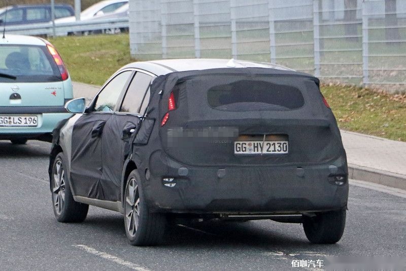 2022-kia-niro-prototype-has-a-touch-of-habaniro-concept_5.jpg