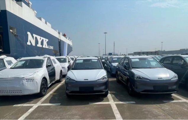 科技平权、出海战略加速落地，哪吒汽车2月交付10073台