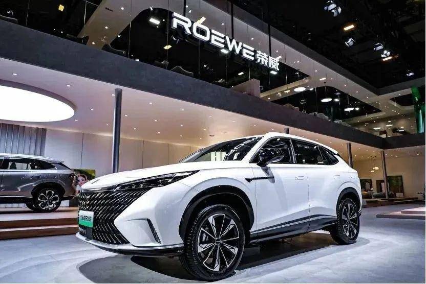 热门插混SUV大混战，全新荣威eRX5实力抢眼？