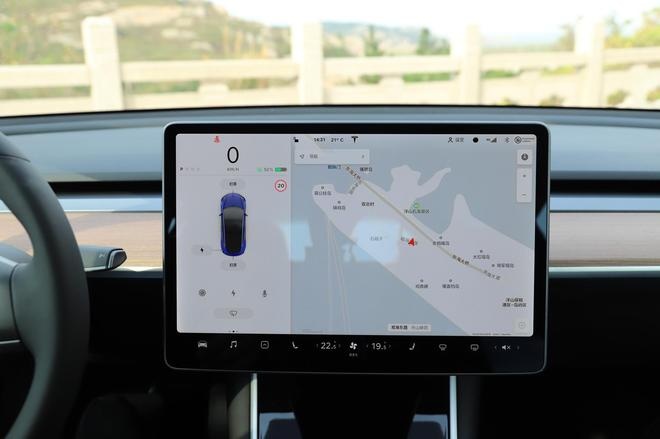 首批国产特斯拉MODEL 3正式交付 续航445公里