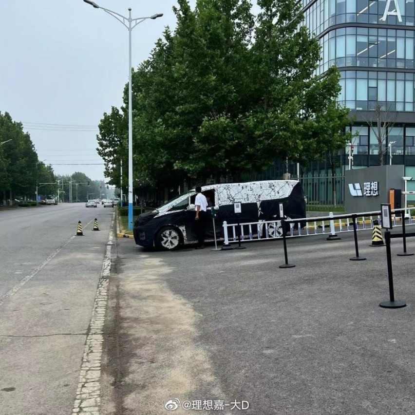 超低风阻，车长超5.2米，理想首款纯电MPV谍照曝光