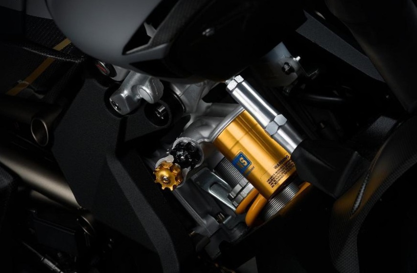 MV Agusta F4 CC 男人无法拒绝的“情人”