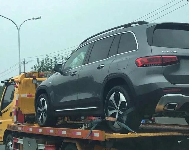 奔驰国产GLB实车曝光 延续海外设计/先期搭1.3T引擎