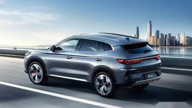 2.75米轴距、180匹马力动力 这样的SUV 12万就能得到