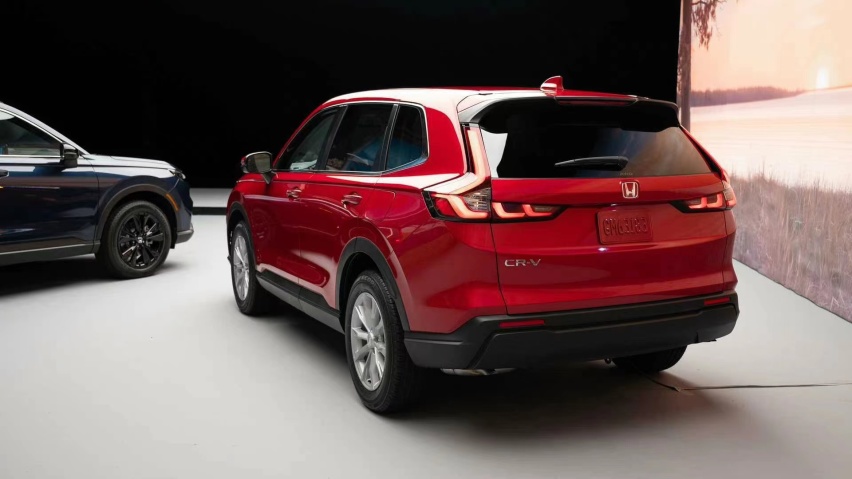 聊聊新一代本田CR-V，摘掉“大叔座驾”的帽子，仅靠设计行吗？