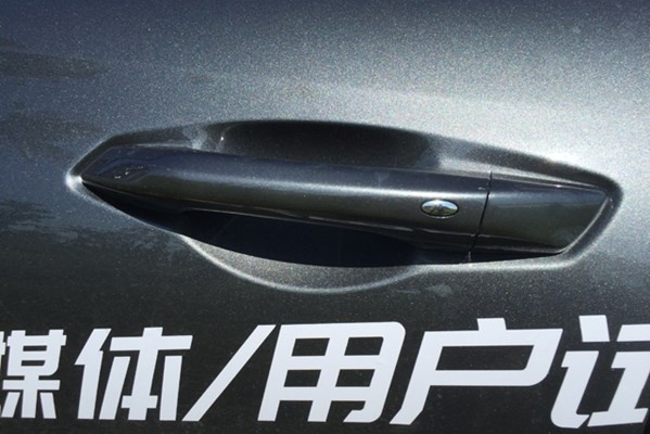 更科技 更年轻 欧尚X5要的就是这样一股劲儿